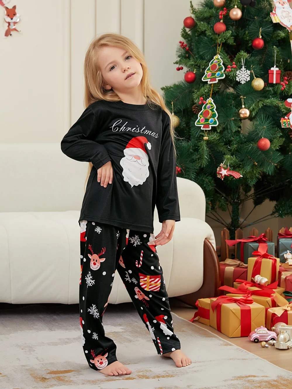 大人と子供のためのメリークリスマスの服セット,サンタクロース - Winter Clothing Looks のレビューと価格