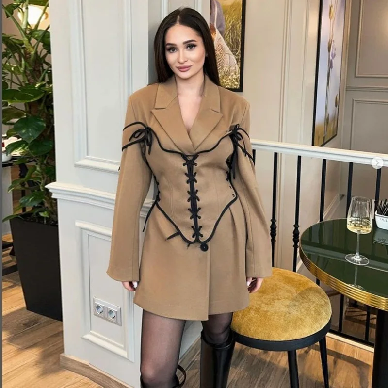 女性用ミドル丈コートとコルセットドレスセット,長袖,ライン, - Winter Clothing Ladies のレビューと価格