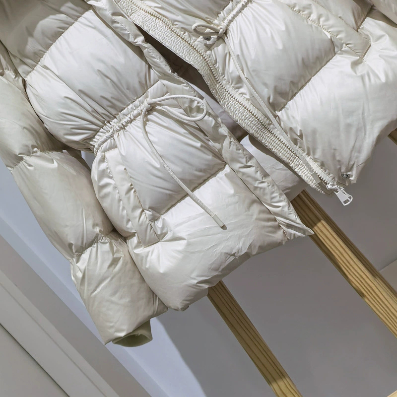 Schinteon 女性ベルト付きダウンジャケットフード付き - Winter Clothing Trends 2026 のレビューと価格