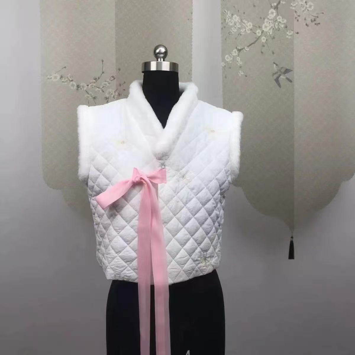 冬の韓服ベスト女性の伝統的な韓国服ハイエンドヴィンテージノー - Winter Clothing Looks のレビューと価格